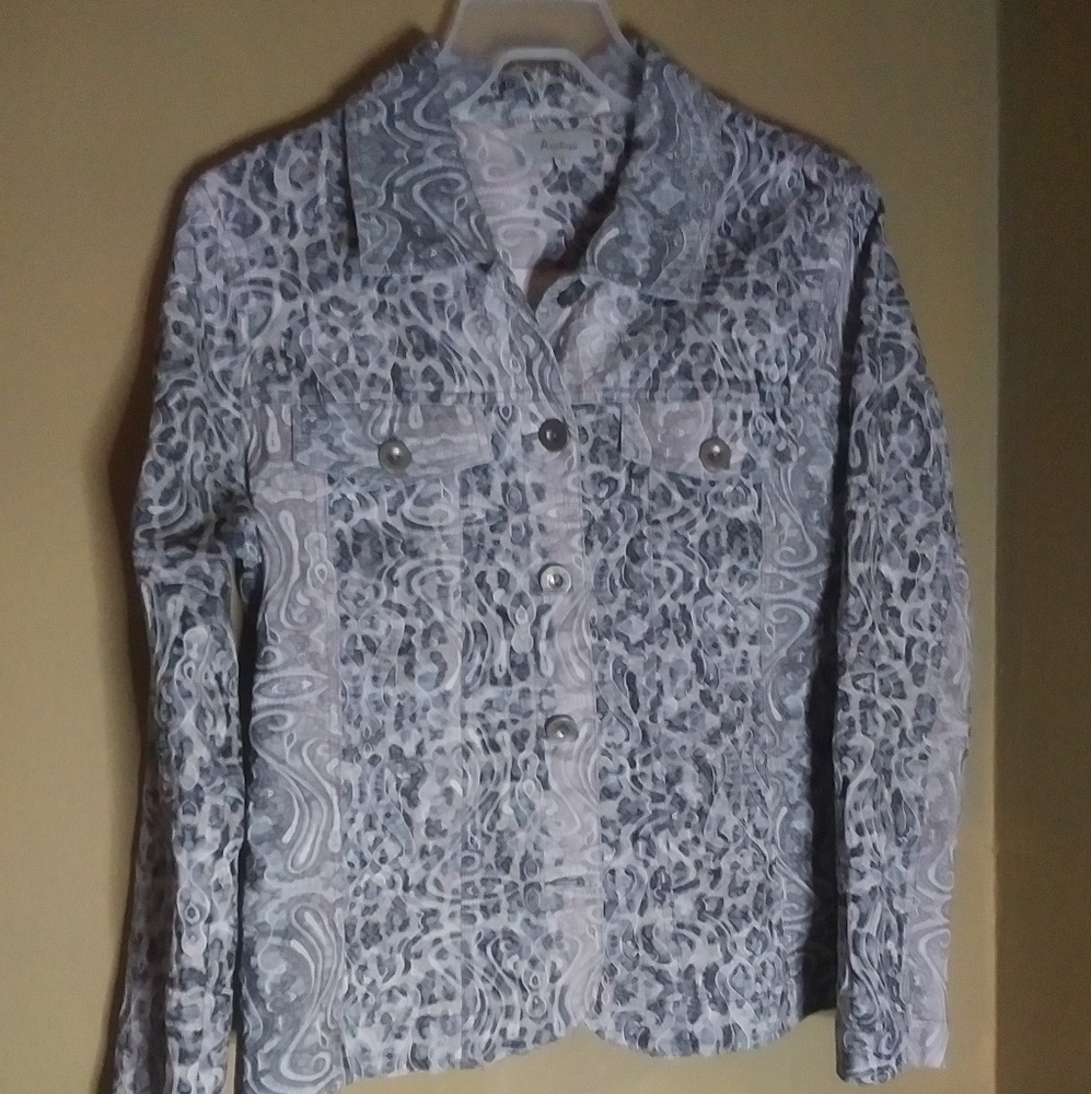 Analogy XL jacket